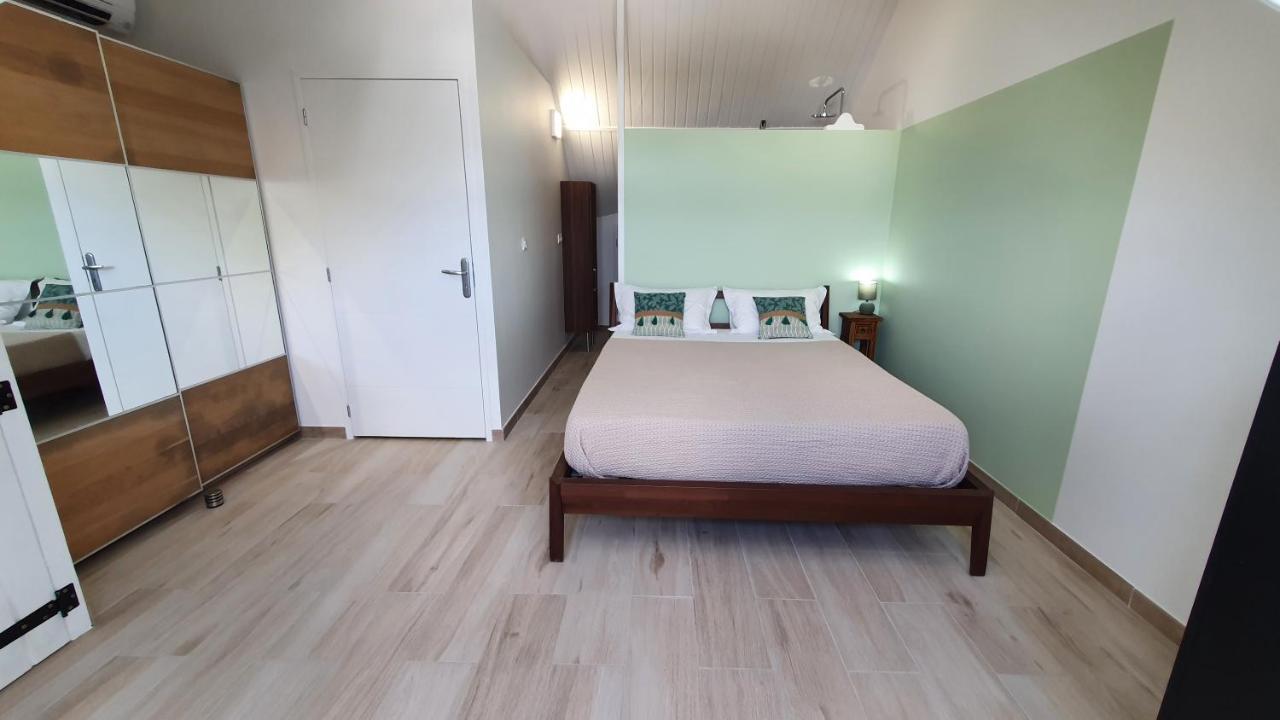 Pinel Superbe Appartement En Residence Vue Mer Cul de Sac Exterior foto