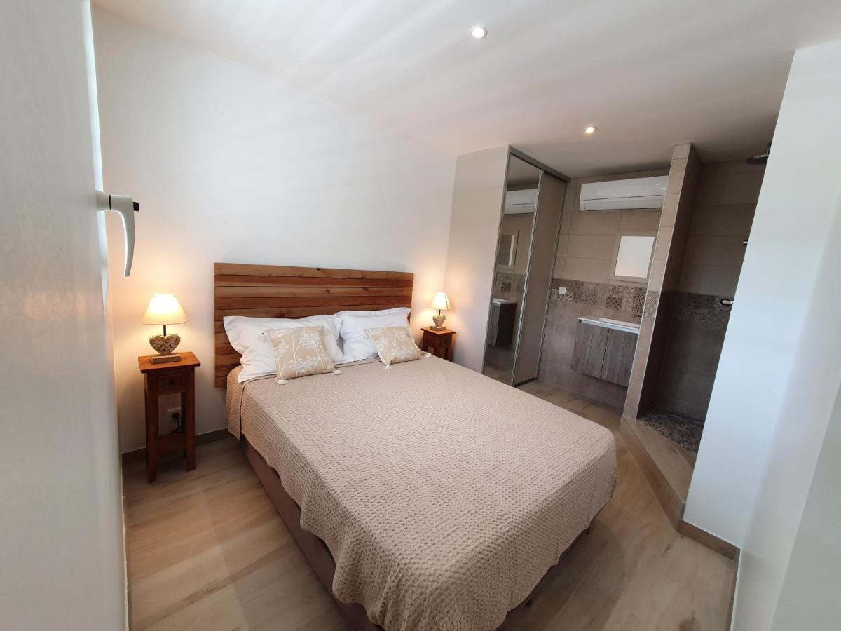 Pinel Superbe Appartement En Residence Vue Mer Cul de Sac Exterior foto